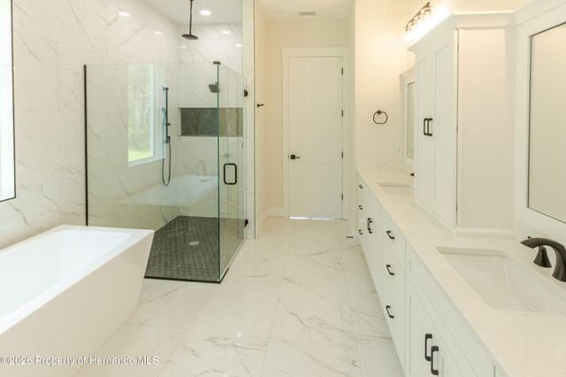 16098 Mellon Road, Weeki Wachee, FL 34614