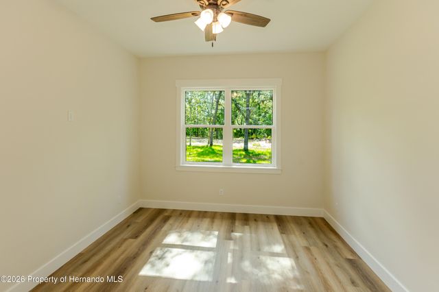 16098 Mellon Road, Weeki Wachee, FL 34614
