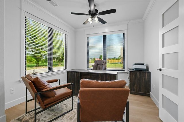 1911 Gaines Street, Pea Ridge, AR 72751