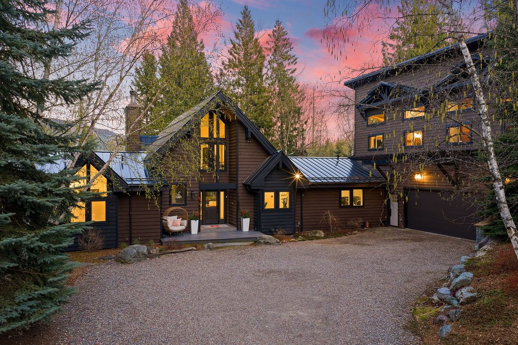 17562 W Swan Shores Road, Bigfork, MT 59911 photo 5