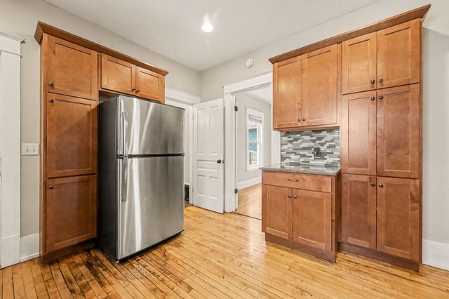 1416 Sigsbee Street SE, Grand Rapids, MI 49506