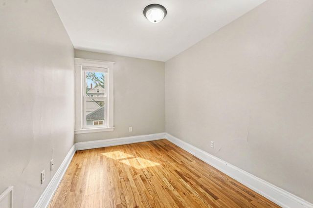 1416 Sigsbee Street SE, Grand Rapids, MI 49506