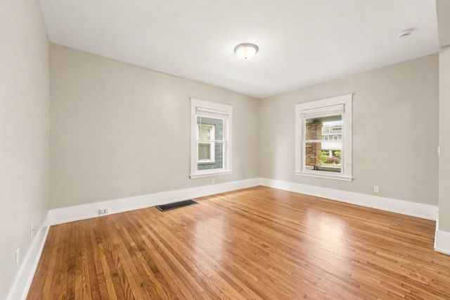 1416 Sigsbee Street SE, Grand Rapids, MI 49506