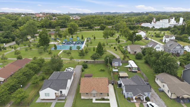 1617 24th Ave, N, Nashville, TN 37208