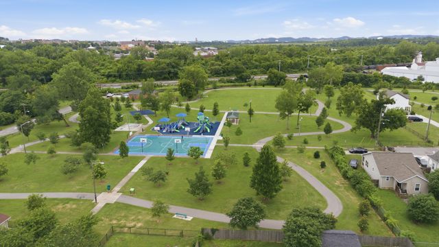 1617 24th Ave, N, Nashville, TN 37208