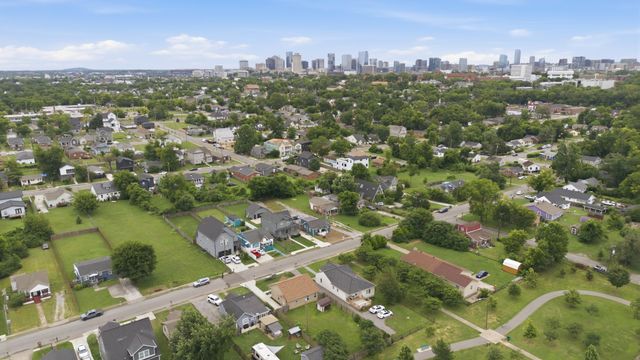1617 24th Ave, N, Nashville, TN 37208