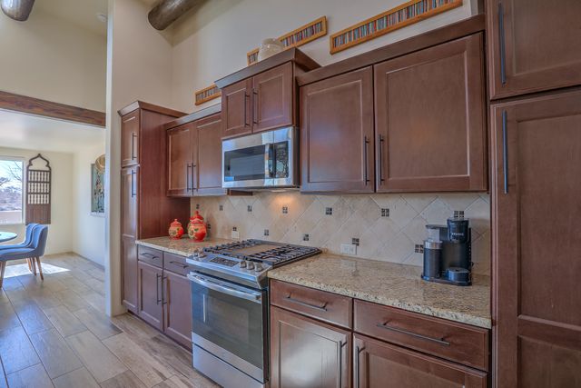 1001 Avenida Los Suenos, Bernalillo, NM 87004