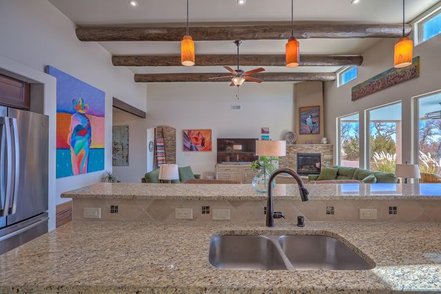 1001 Avenida Los Suenos, Bernalillo, NM 87004