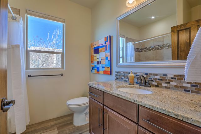 1001 Avenida Los Suenos, Bernalillo, NM 87004