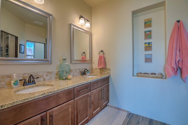 1001 Avenida Los Suenos, Bernalillo, NM 87004