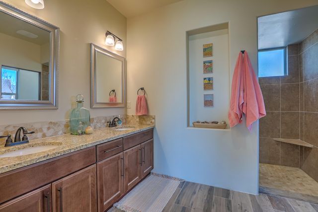 1001 Avenida Los Suenos, Bernalillo, NM 87004