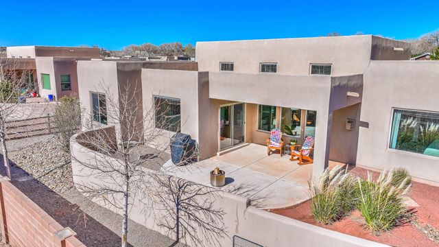 1001 Avenida Los Suenos, Bernalillo, NM 87004