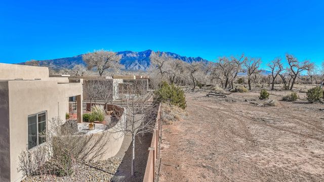 1001 Avenida Los Suenos, Bernalillo, NM 87004