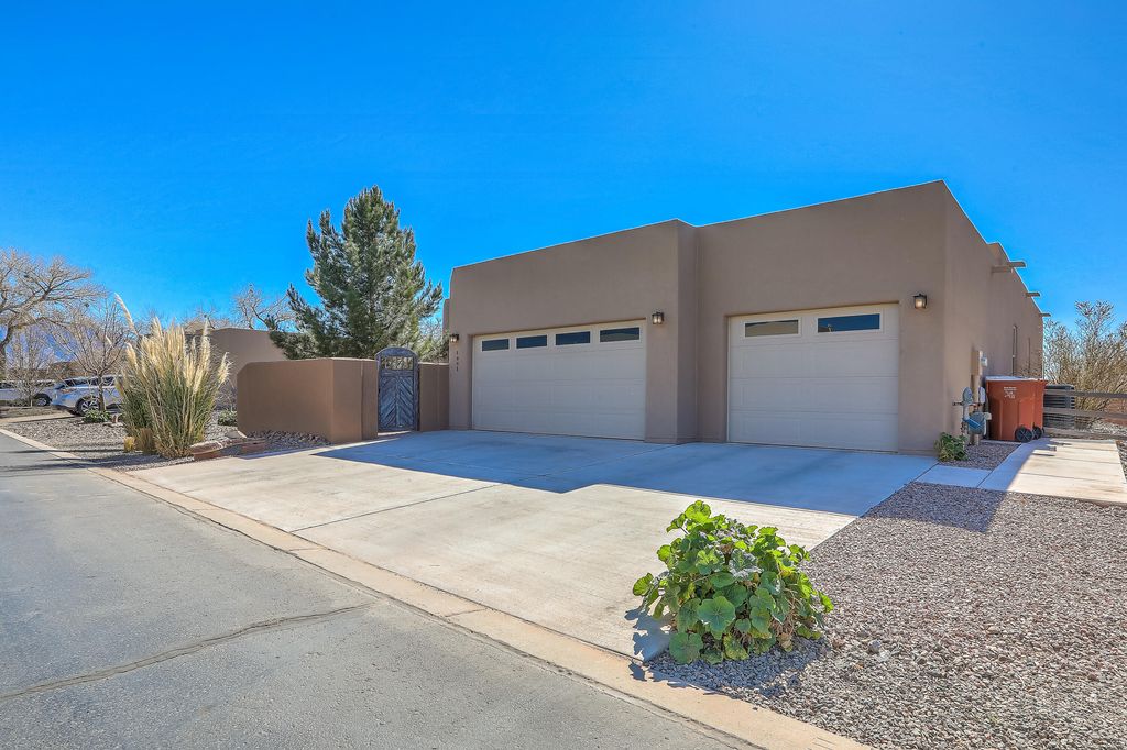 Image 54 of property listing at 1001 Avenida Los Suenos, Bernalillo, NM 87004