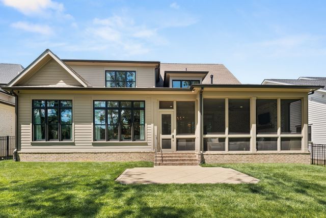 411 Stephens Valley Blvd, Nashville, TN 37221