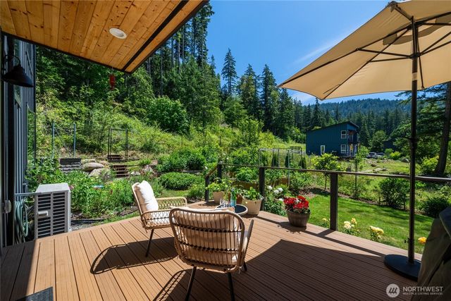 760 Chuckanut Drive, Bellingham, WA 98229