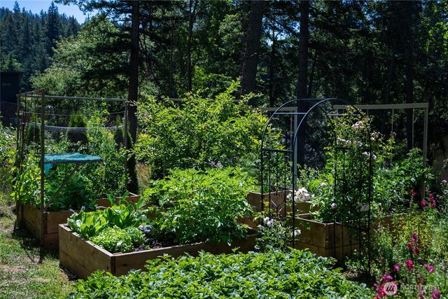 760 Chuckanut Drive, Bellingham, WA 98229