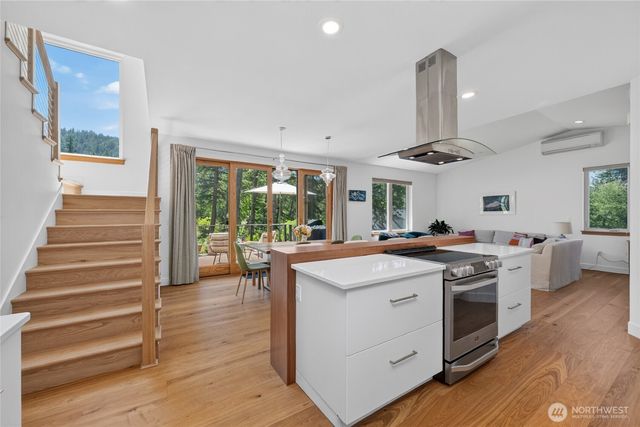 760 Chuckanut Drive, Bellingham, WA 98229