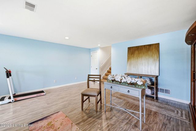 4001 Harrods Landing Dr, Prospect, KY 40059