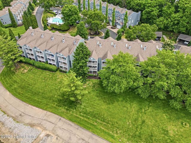 4001 Harrods Landing Dr, Prospect, KY 40059