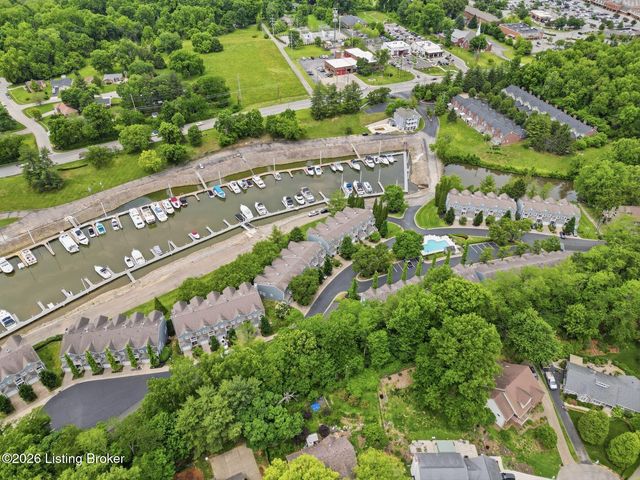 4001 Harrods Landing Dr, Prospect, KY 40059
