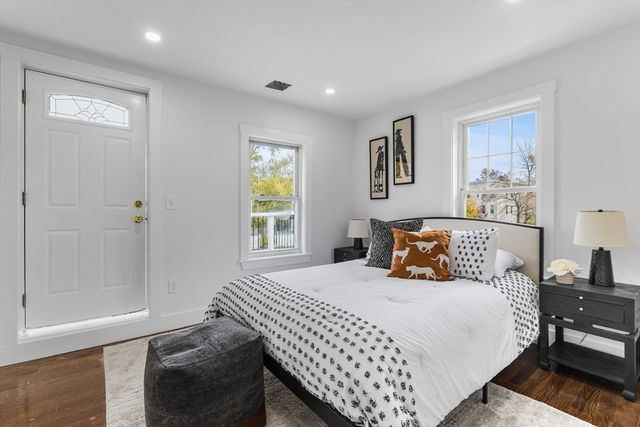 39 Chipman St, Boston, MA 02124