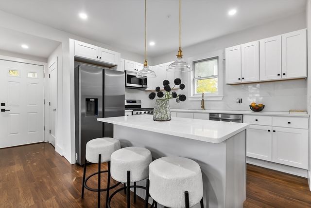 39 Chipman St, Boston, MA 02124