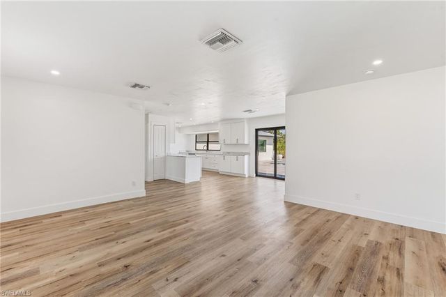 4724 Spring Creek DR, Bonita Springs, FL 34134