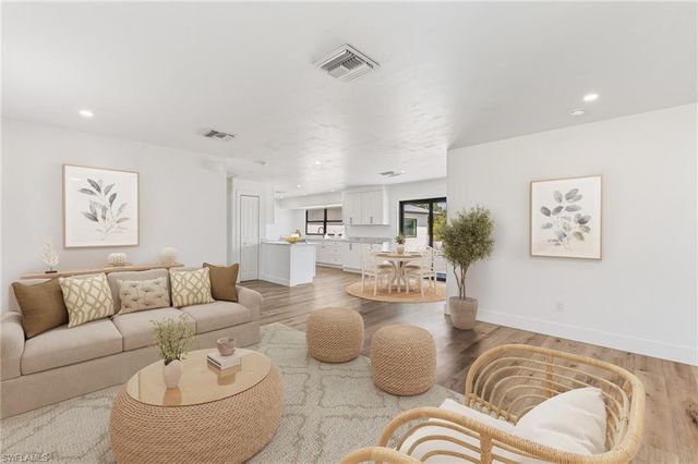 4724 Spring Creek DR, Bonita Springs, FL 34134