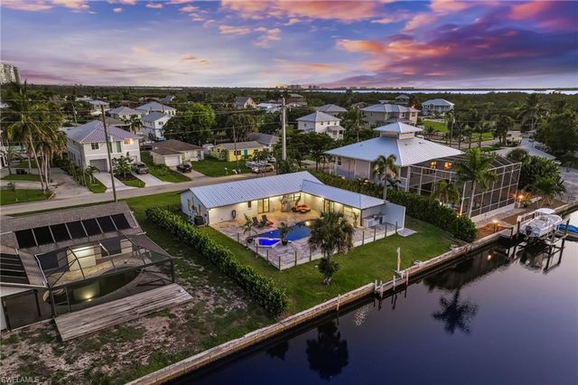 4724 Spring Creek DR, Bonita Springs, FL 34134
