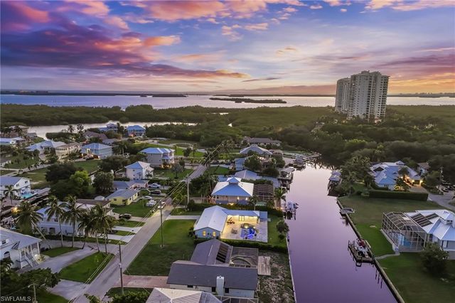 4724 Spring Creek DR, Bonita Springs, FL 34134