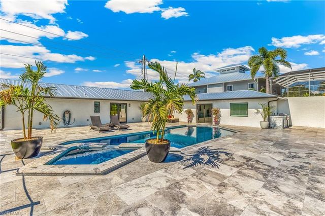 4724 Spring Creek DR, Bonita Springs, FL 34134