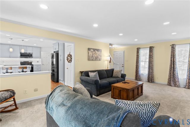 2409 Sunset Hills Ct, North Chesterfield, VA 23236