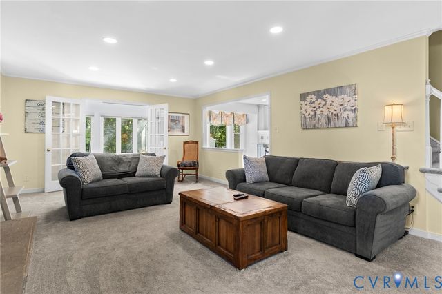2409 Sunset Hills Ct, North Chesterfield, VA 23236