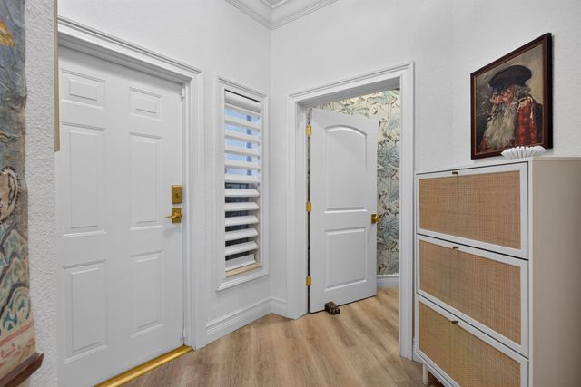 2505 NE 2nd Street, Pompano Beach, FL 33062