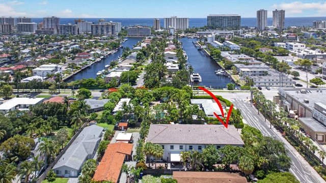 2505 NE 2nd Street, Pompano Beach, FL 33062
