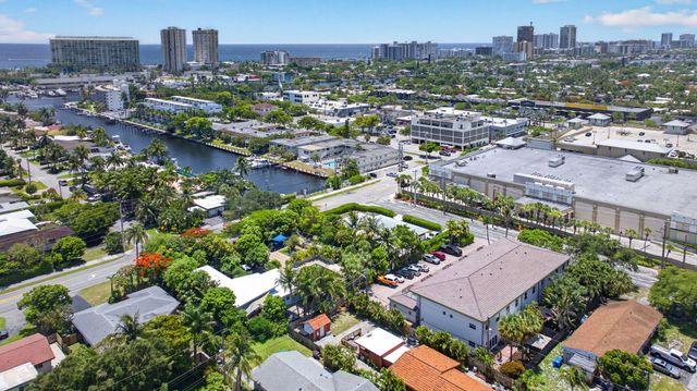 2505 NE 2nd Street, Pompano Beach, FL 33062
