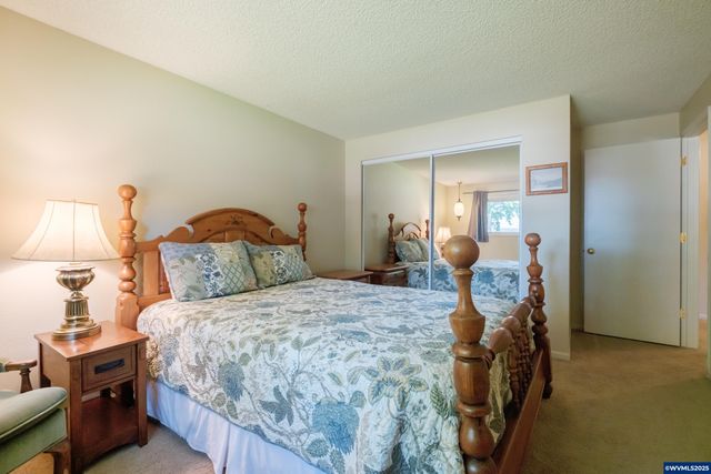 334 NE 13th Av, Albany, OR 97321