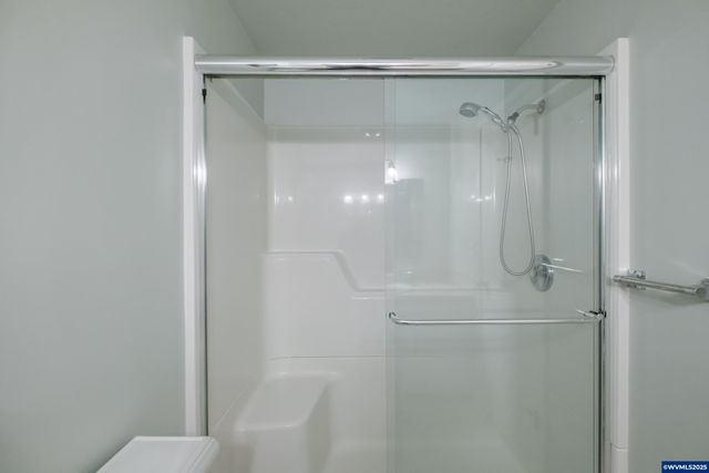 334 NE 13th Av, Albany, OR 97321