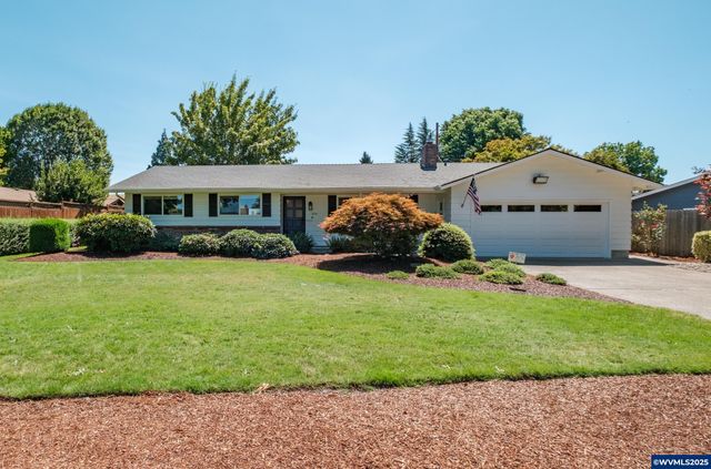 334 NE 13th Av, Albany, OR 97321