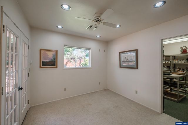 334 NE 13th Av, Albany, OR 97321