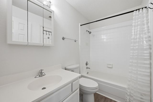 4409 Duval ST 305, Austin, TX 78751