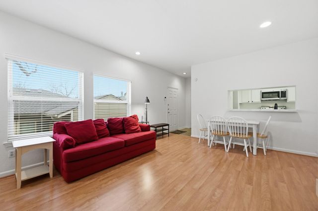 4409 Duval ST 305, Austin, TX 78751