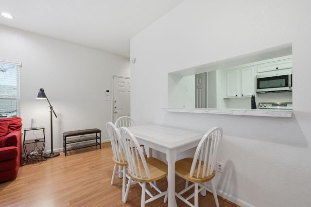 4409 Duval ST 305, Austin, TX 78751