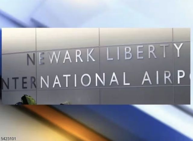 15 Tichenor Ln 403, Newark City, NJ 07114