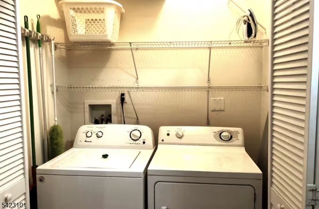 15 Tichenor Ln 403, Newark City, NJ 07114