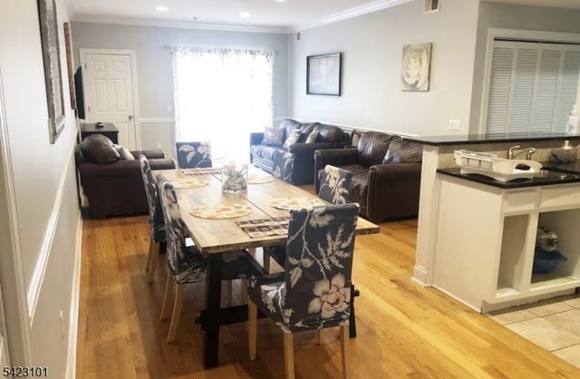 15 Tichenor Ln 403, Newark City, NJ 07114