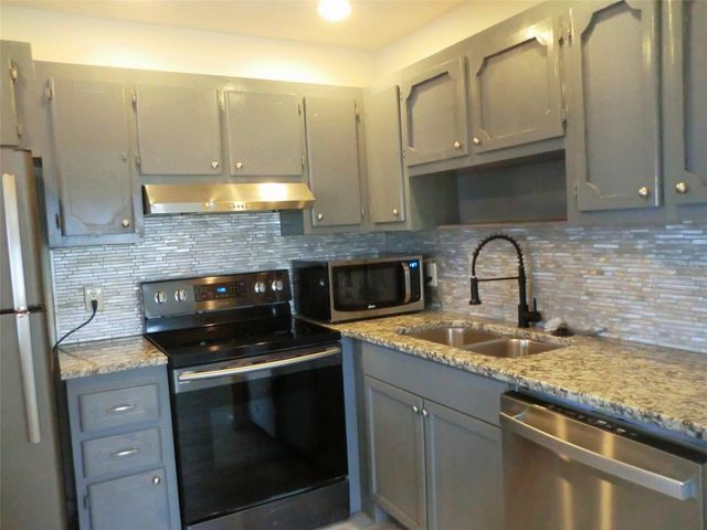 1901 ANDOVER WAY 47, Sun City Center, FL 33573