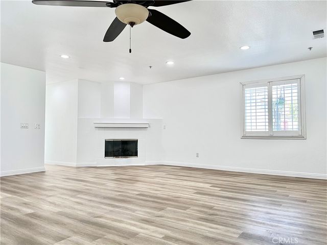 6160 La Costa, Fontana, CA 92336