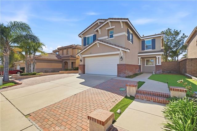 6160 La Costa, Fontana, CA 92336